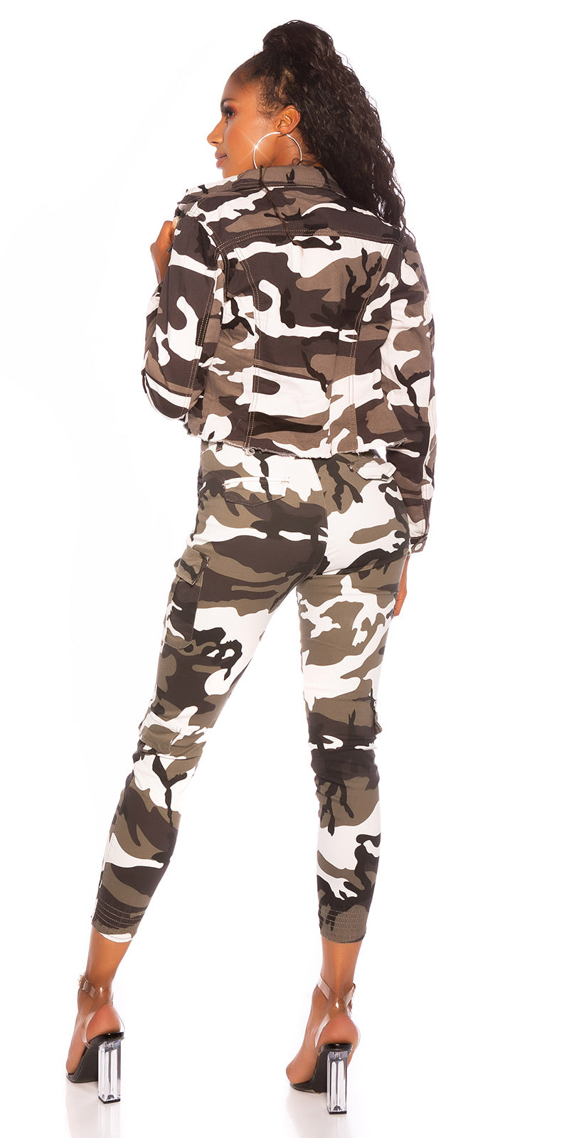 Seksowna przycięta kurtka w stylu militarnym