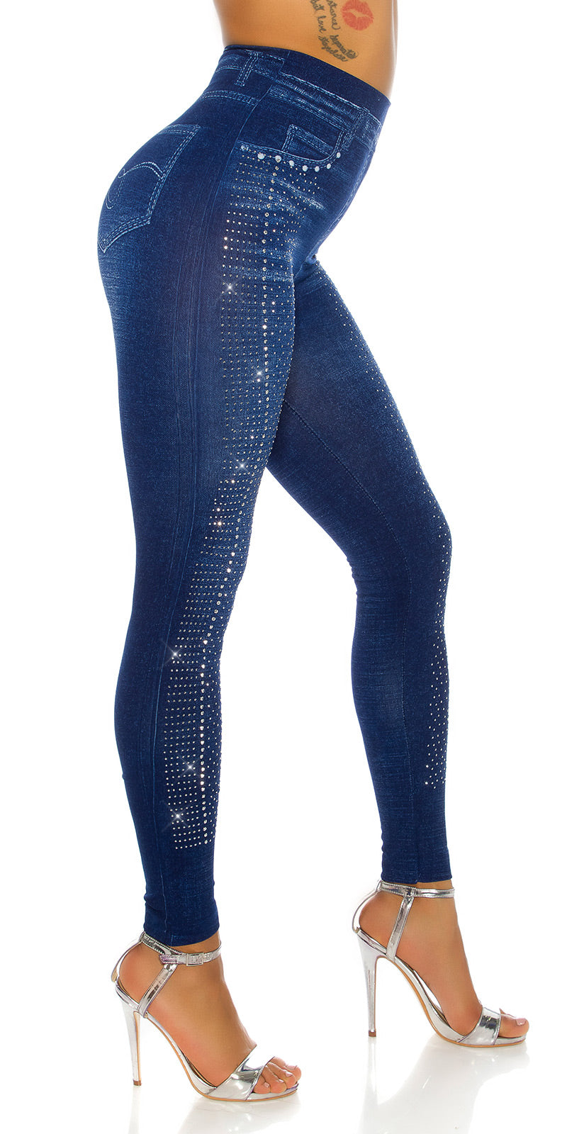 Modne legginsy Jeanslook z metalowymi płytkami