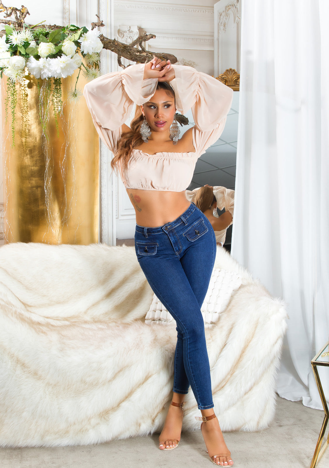 Seksowne jeansy skinny z naszywanymi kieszeniami
