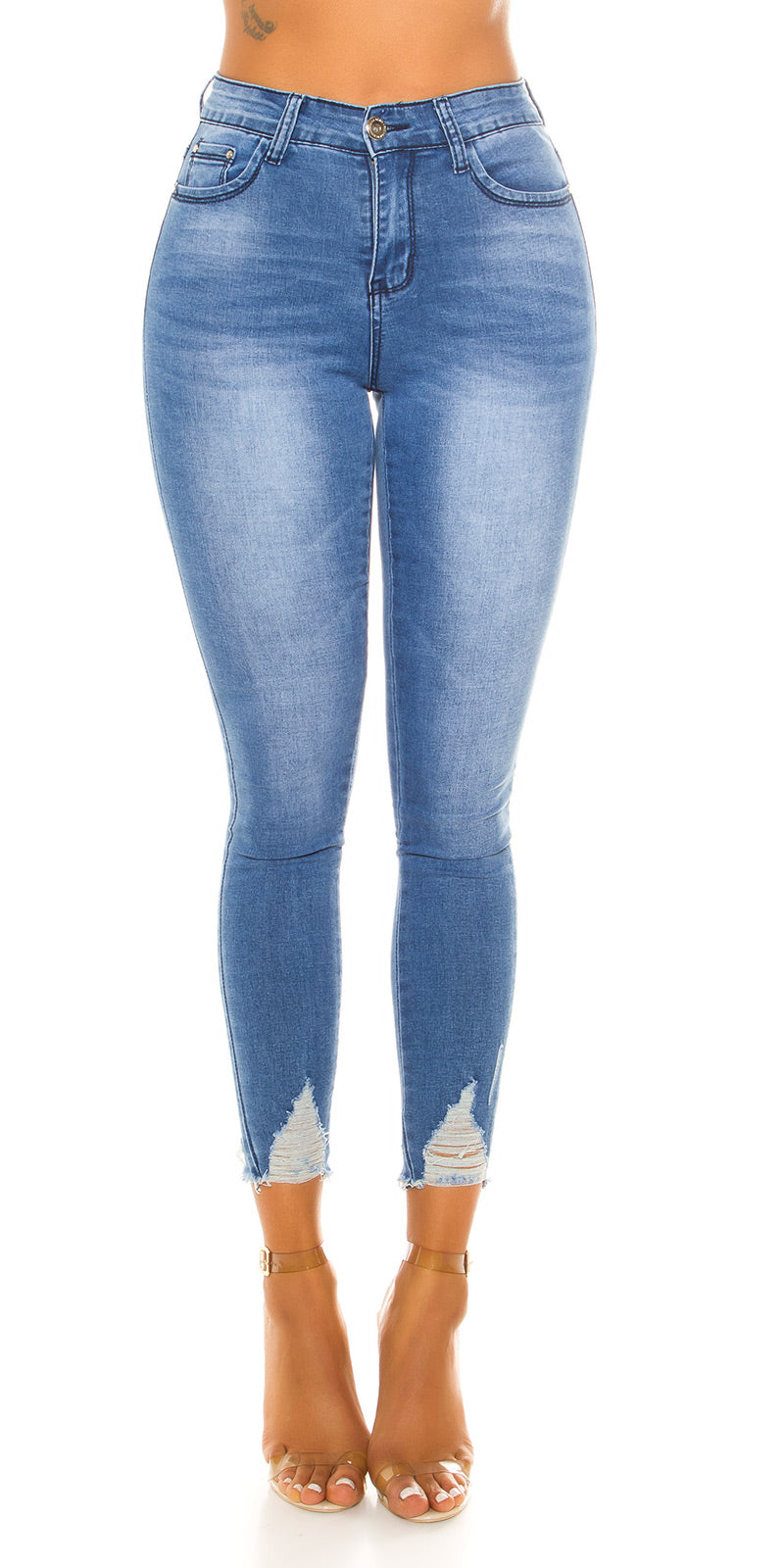 Seksowne jeansy skinny z postrzępionym dołem