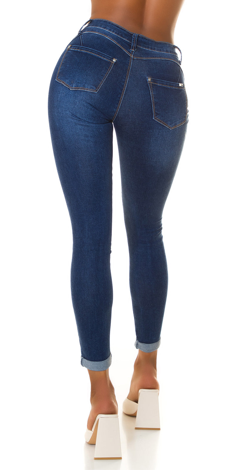 Seksowne jeansy basic push up - must have