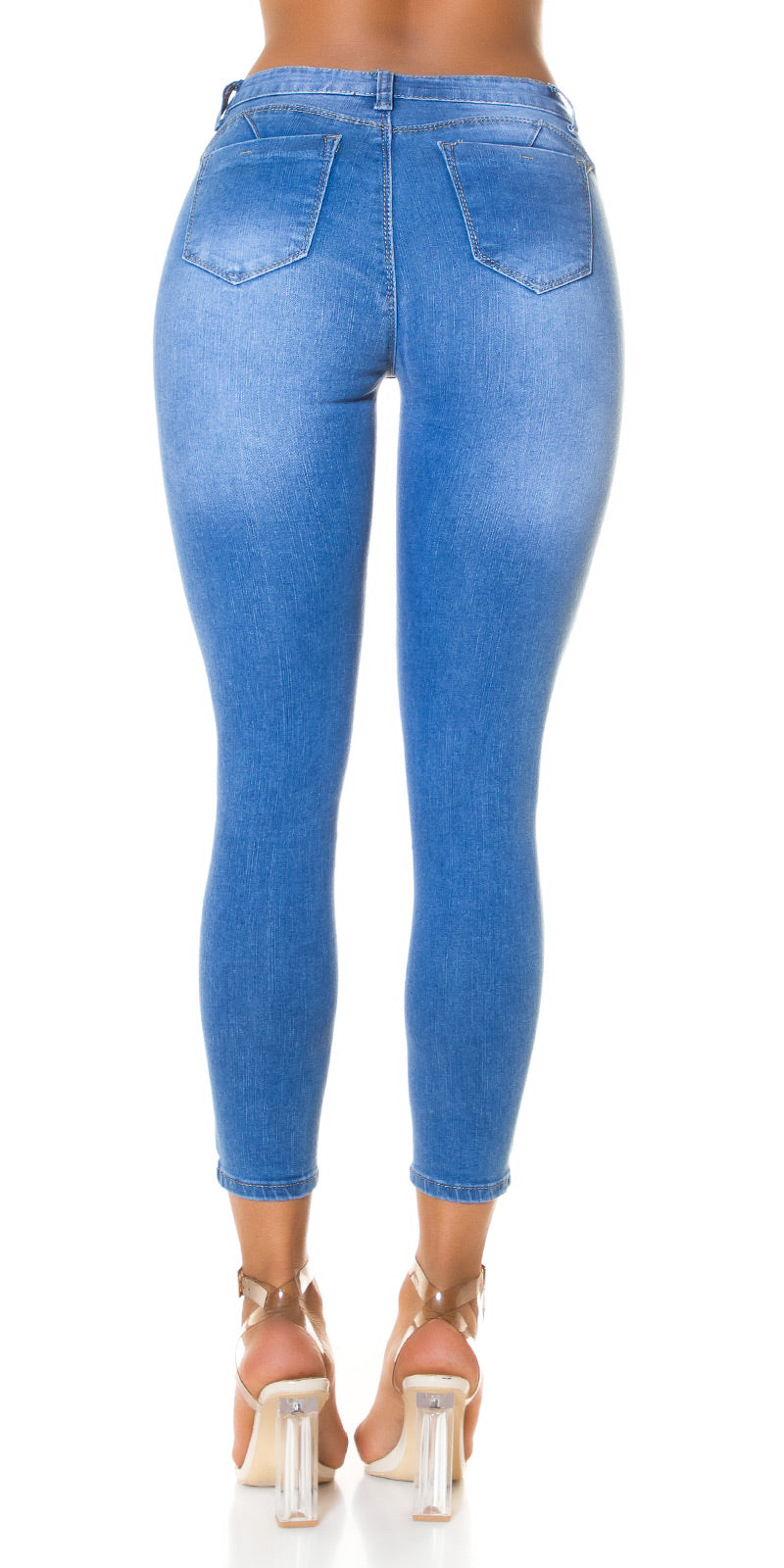 Modne jeansy z wysokim stanem - must-have!