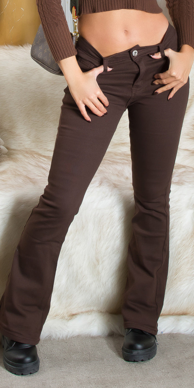 Seksowne jeansy Bootcut Musthave