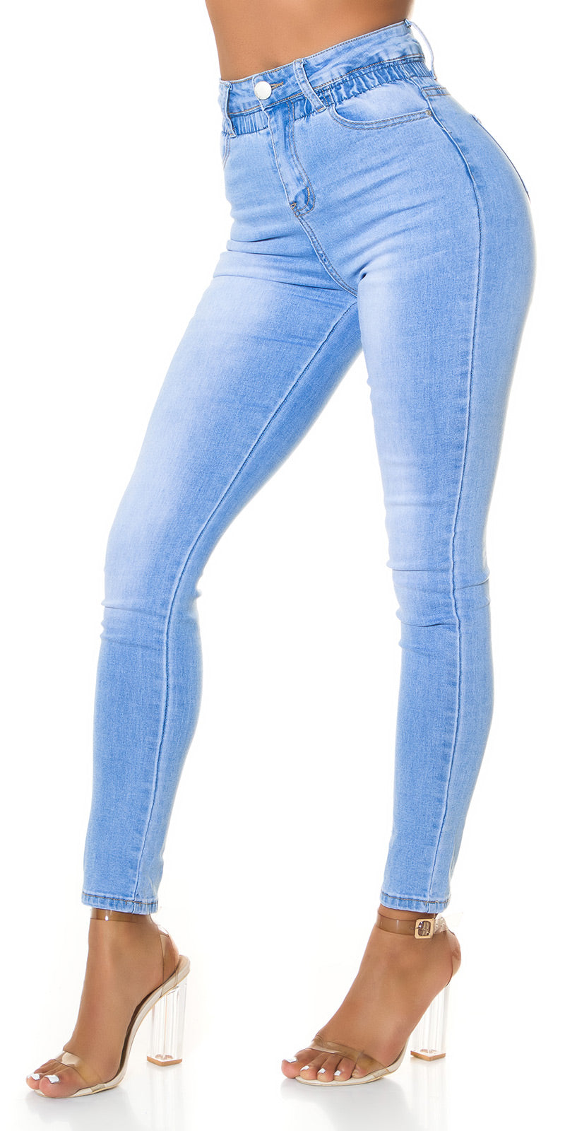 Modne jeansy z wysokim stanem