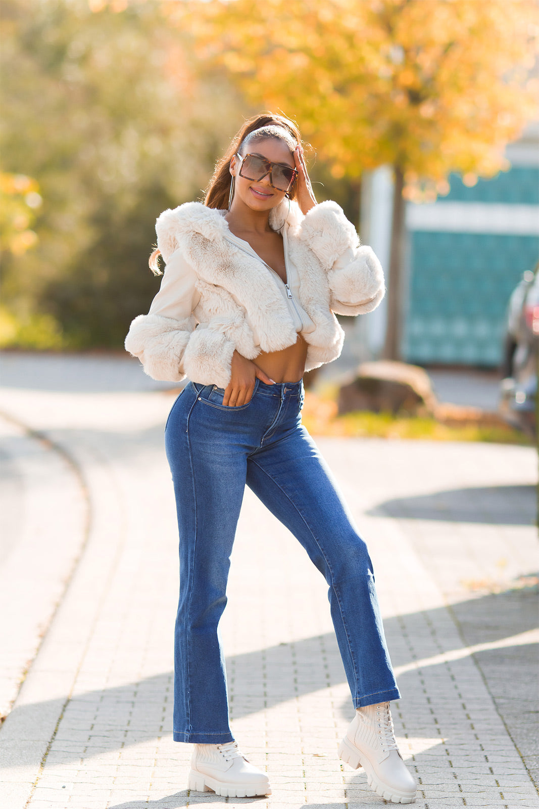 Seksowne "idealnie niebieskie" dżinsy Bootcut