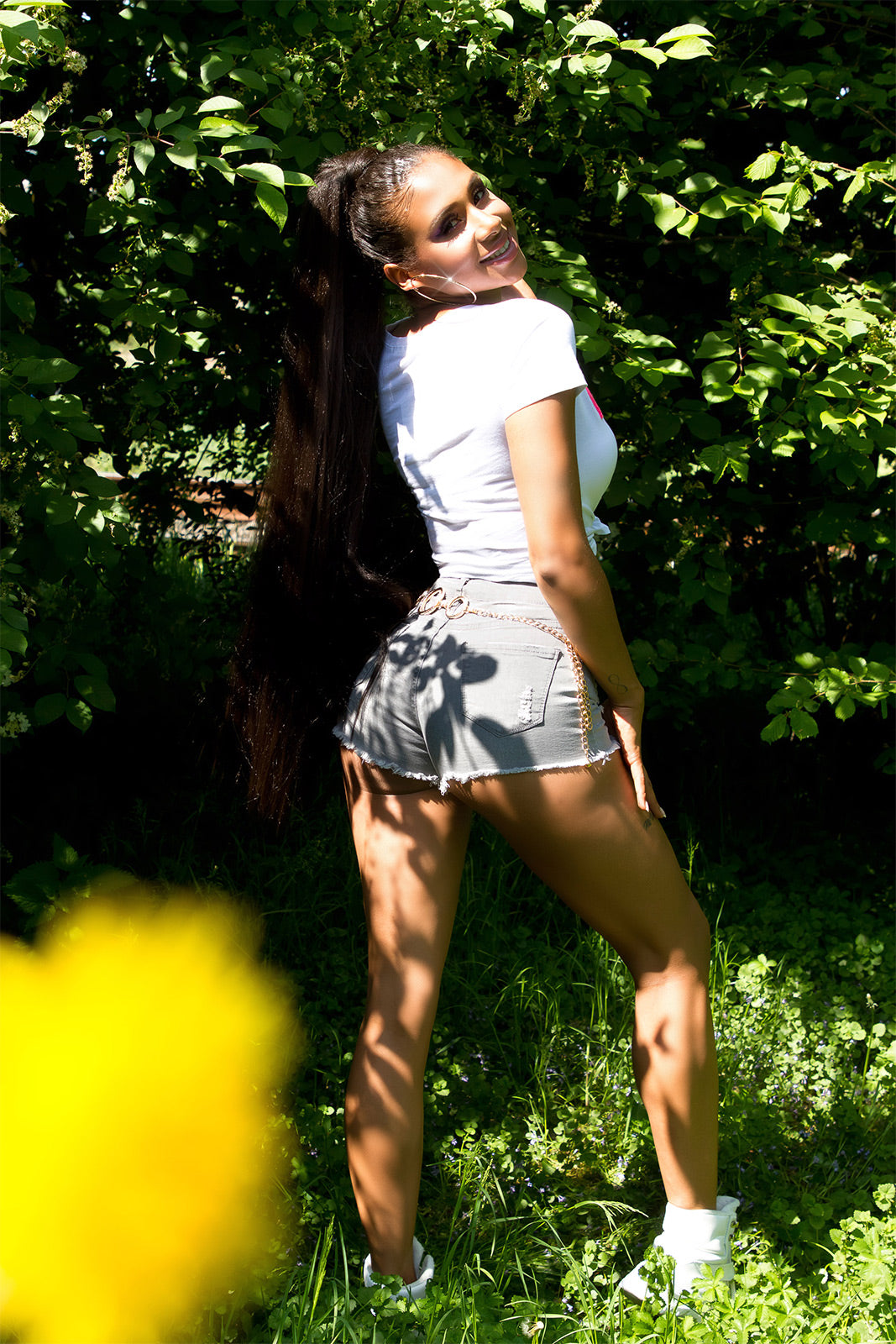 Seksowne jeansowe szorty w stylu "used look