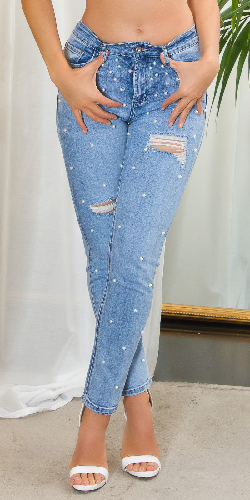 Seksowne jeansy z perełkami - Musthave Statement Jeans