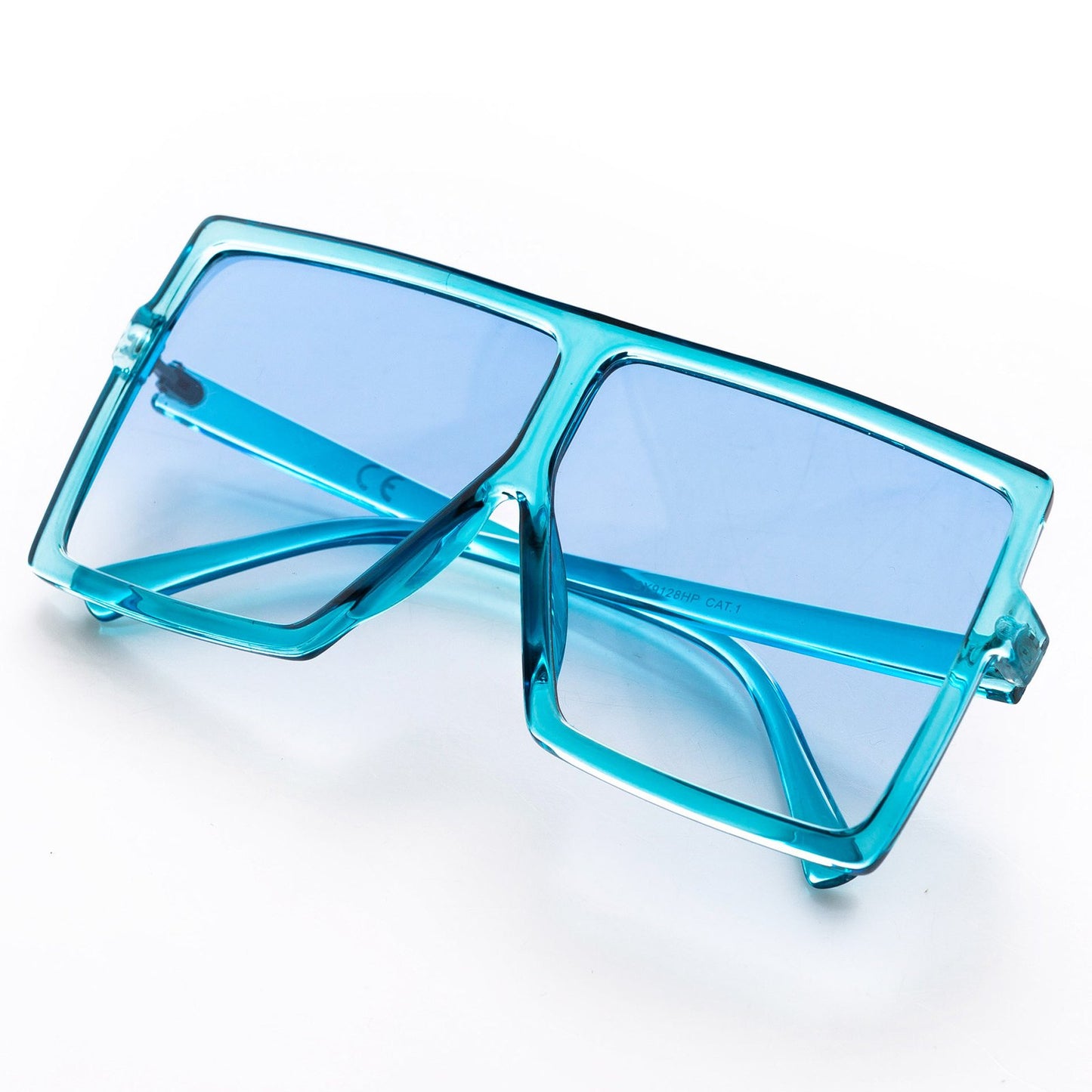 Modne prostokątne okulary na lato