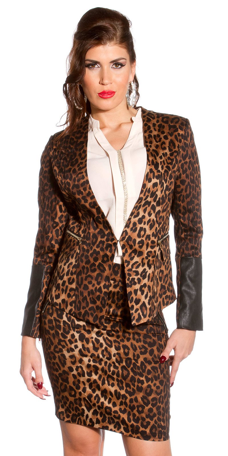 Seksowny blezer w zwierzęcy print