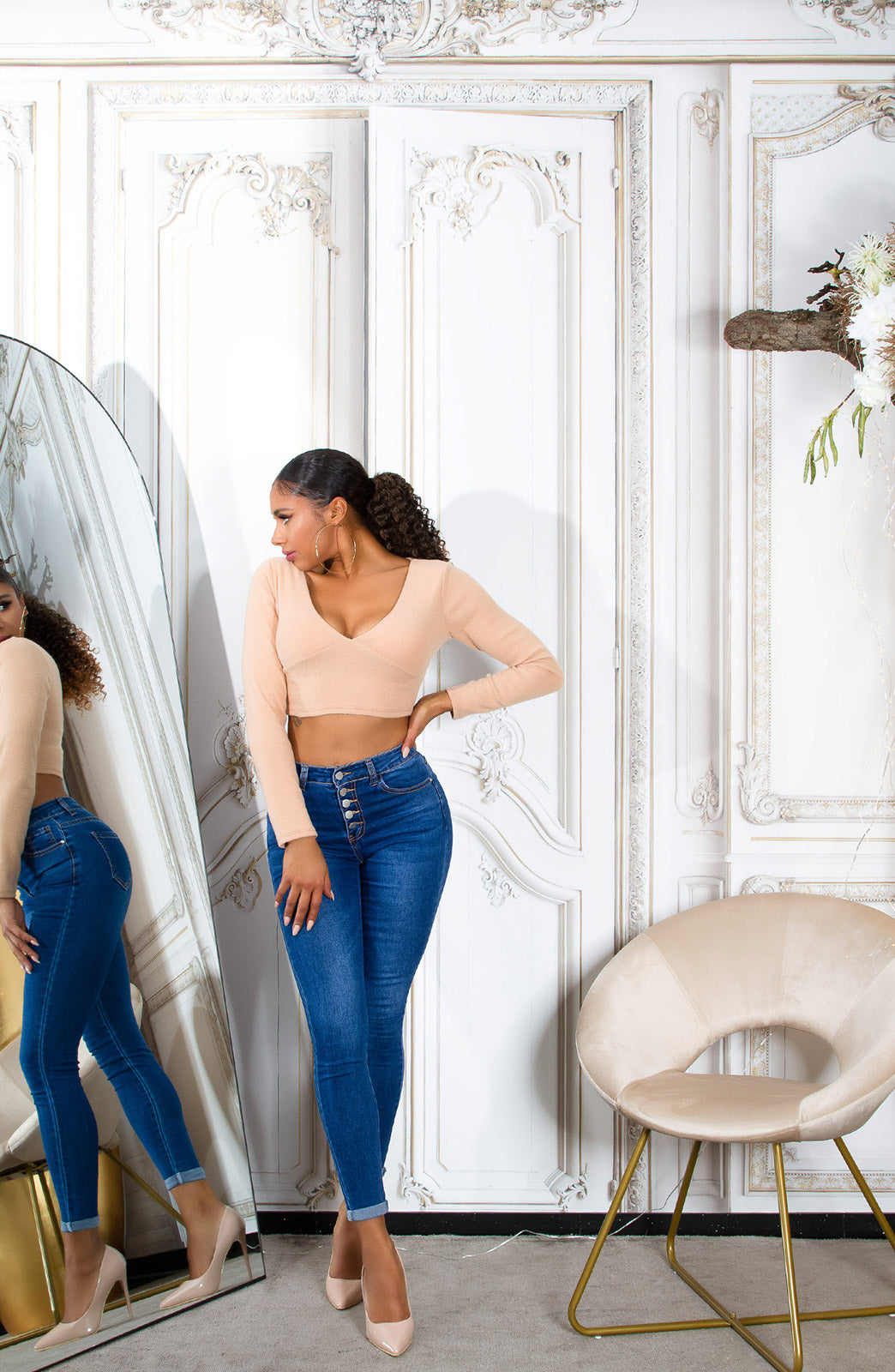 Modne jeansy skinny z wysokim stanem i 5 guzikami