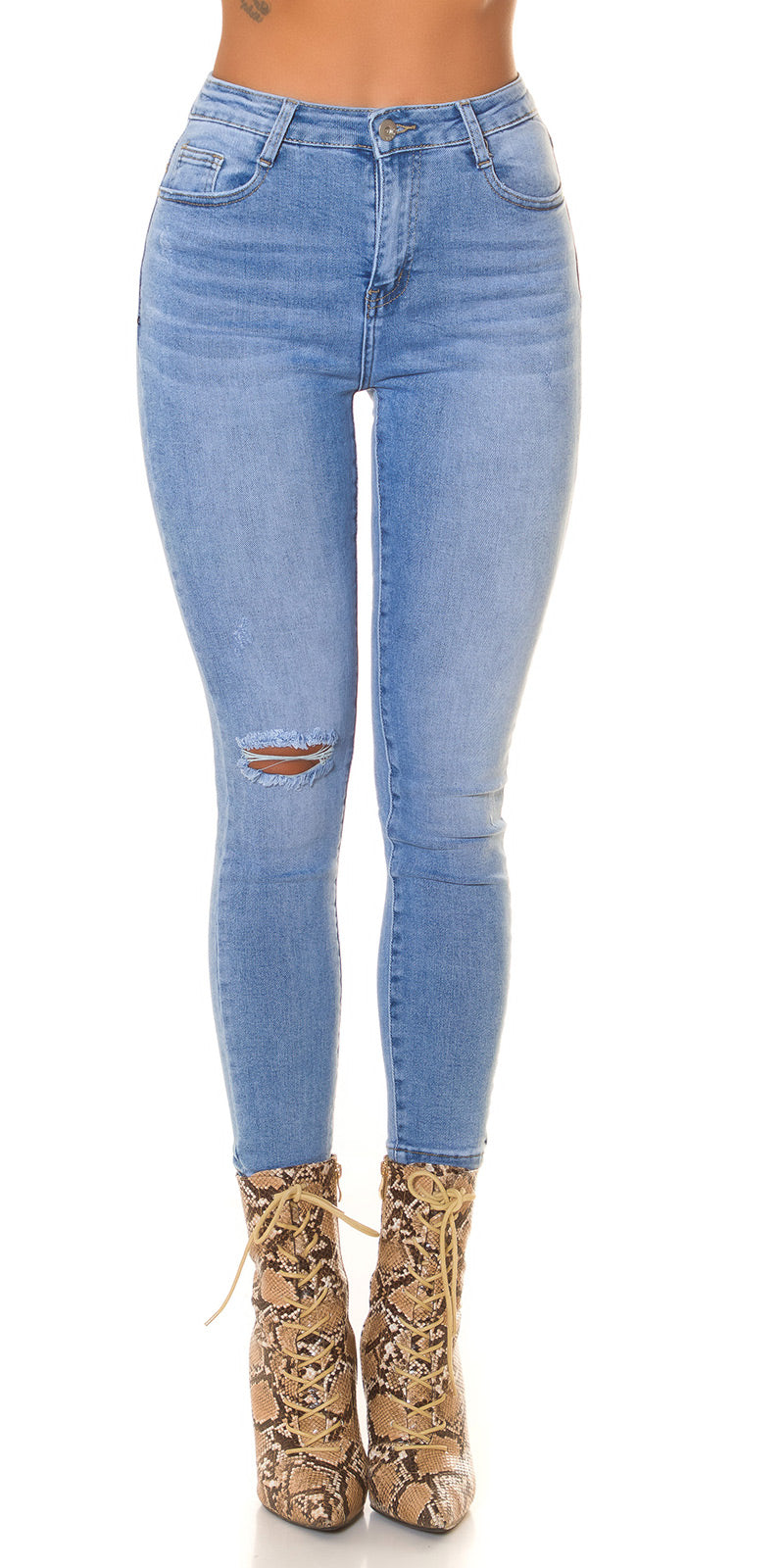 Seksowne jeansy w stylu basic must have