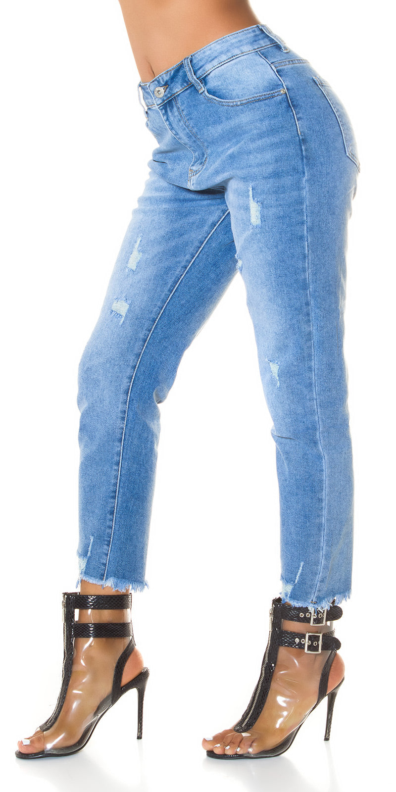 Modne jeansy w stylu Mom Fit