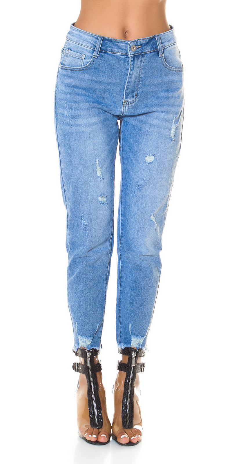 Modne jeansy w stylu Mom Fit