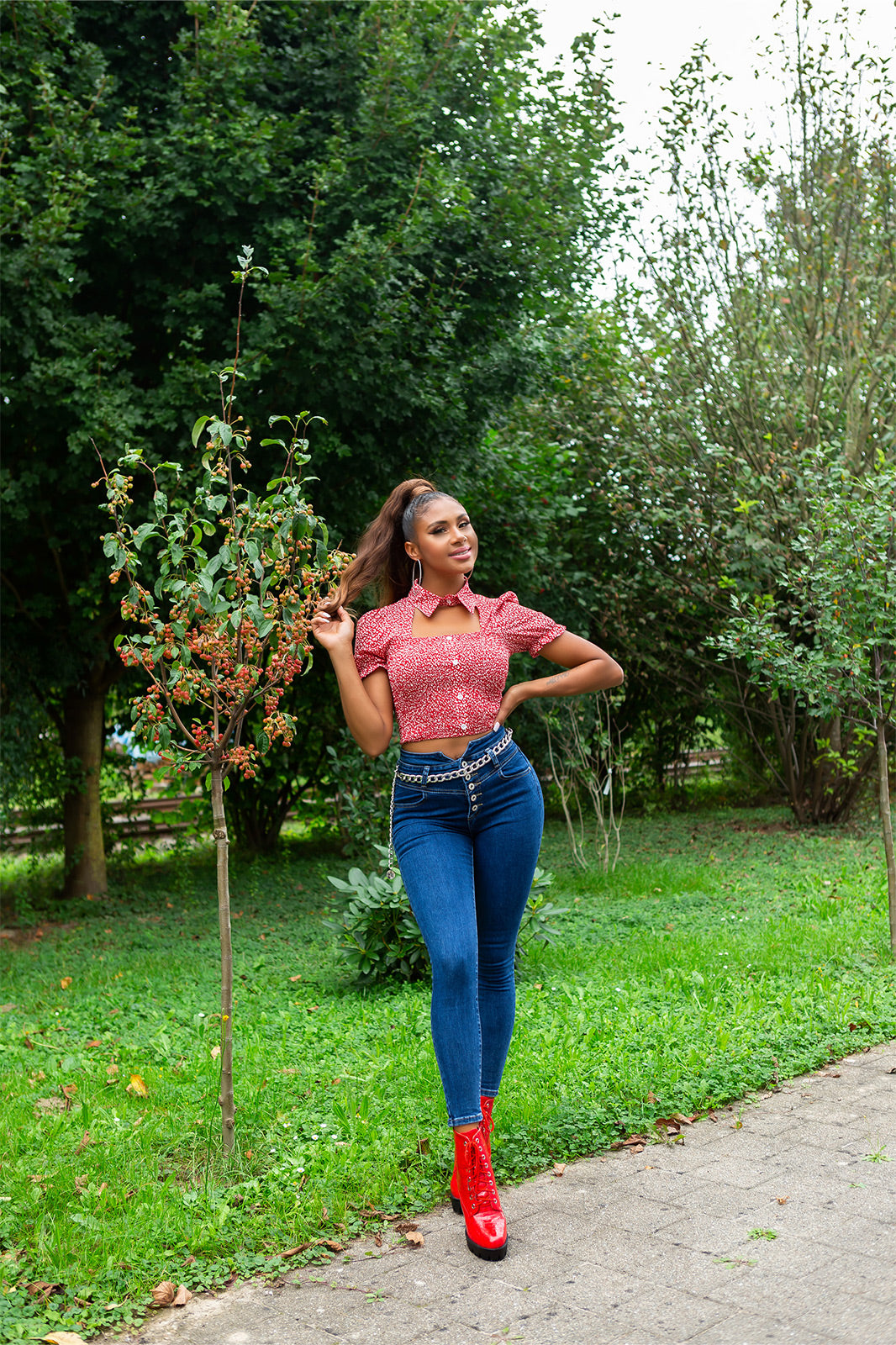 Seksowne jeansy skinny z wysoką talią