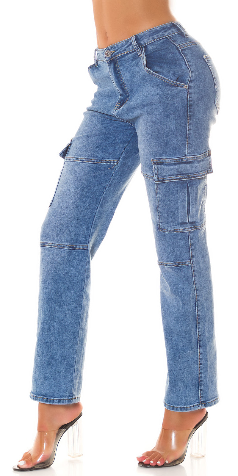 Modne jeansy cargo z niską talią