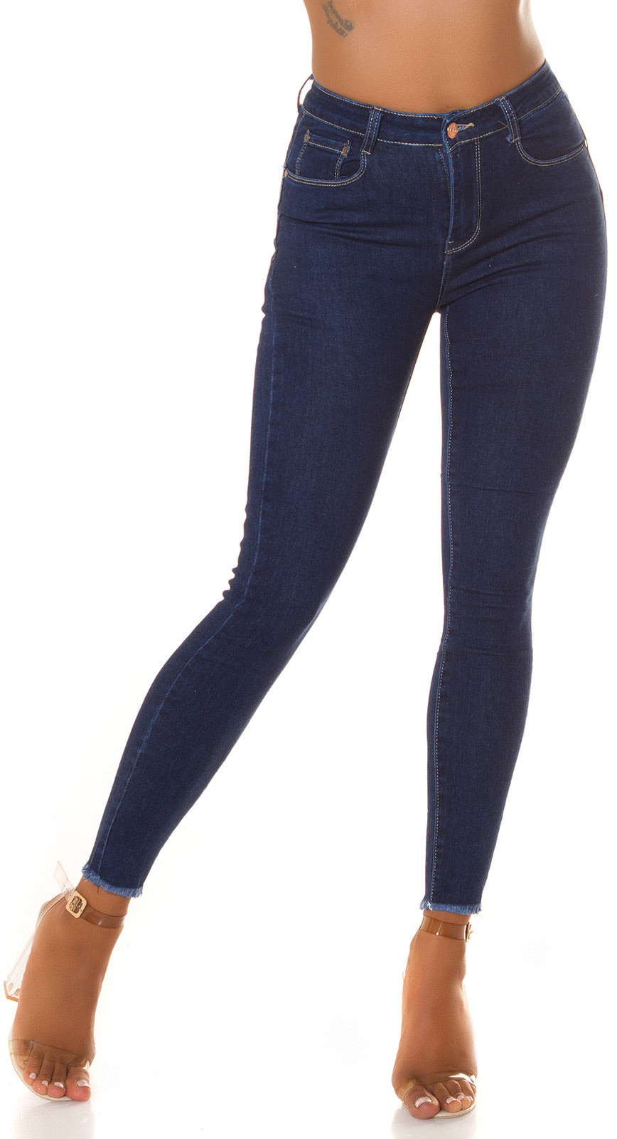 Seksowne jeansy push up z ciemnego denimu