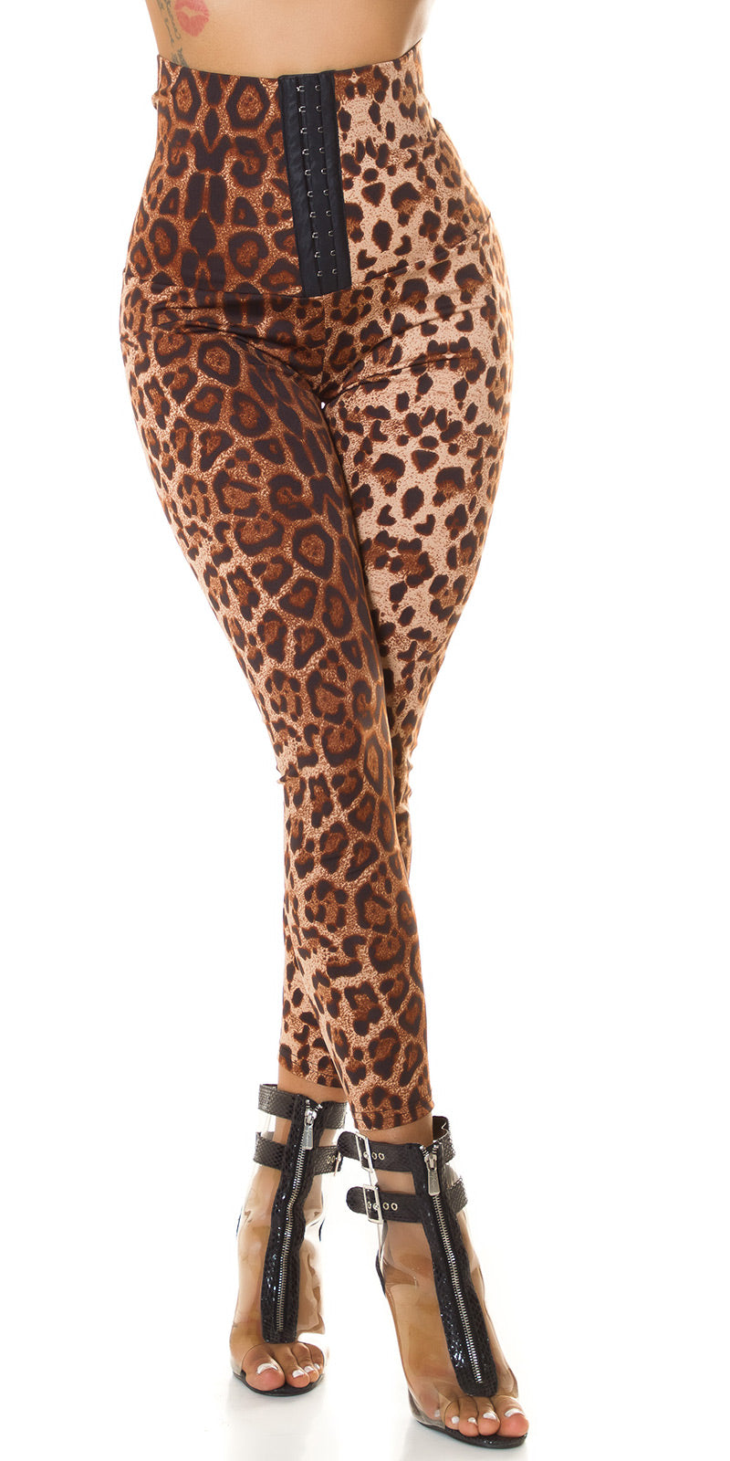 Seksowne spodnie z wysokim stanem Leo Print Corsage look