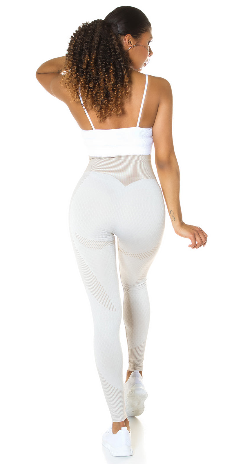 Seksowne legginsy z efektem modelującym