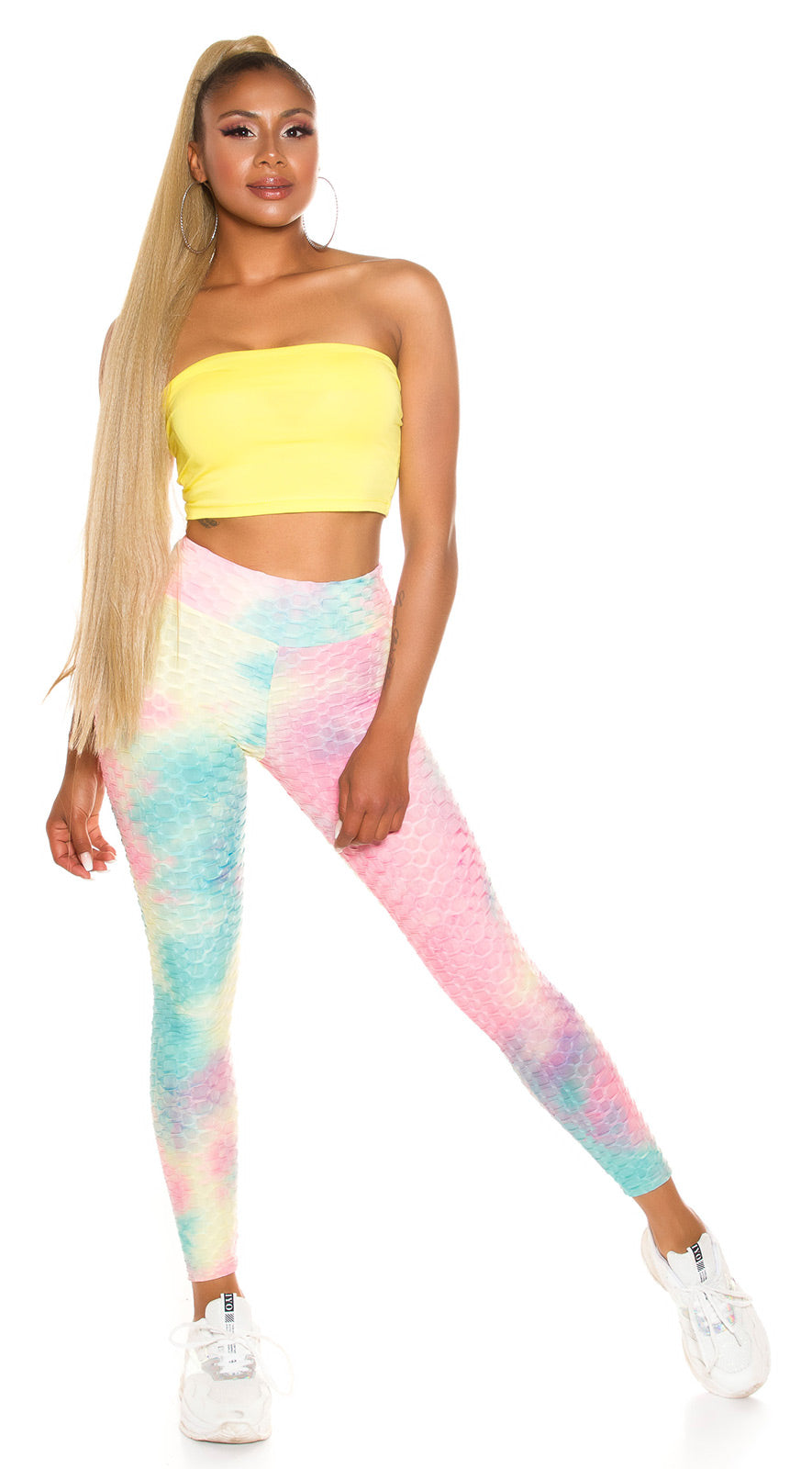 Seksowne legginsy push-up z akwarelowym nadrukiem