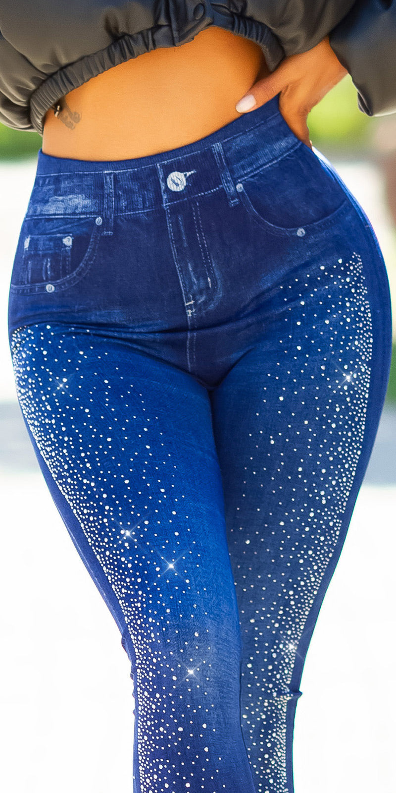 Seksowne legginsy jeansowe z wysokim stanem i dżetami