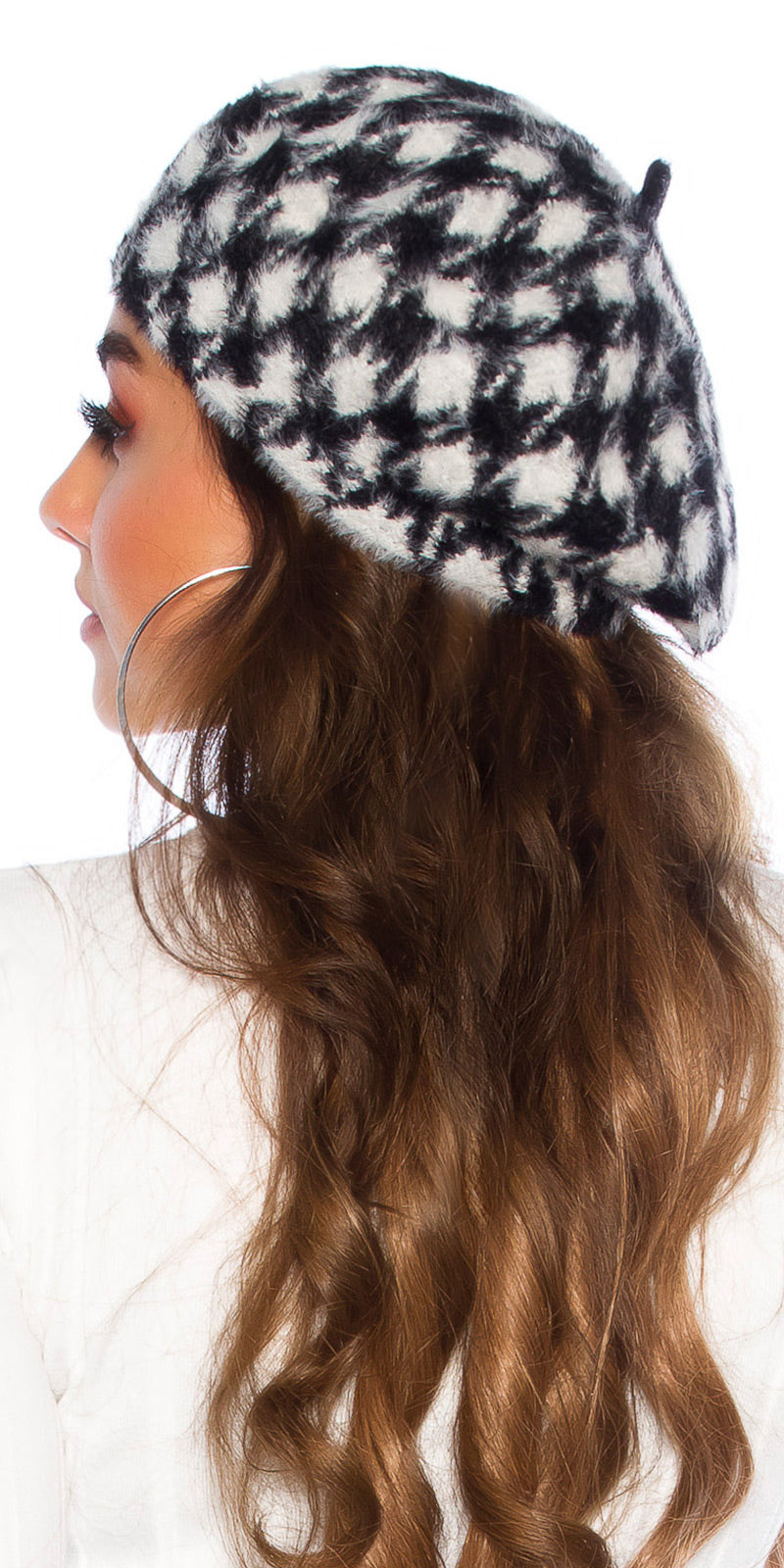 Modny stylowy beret