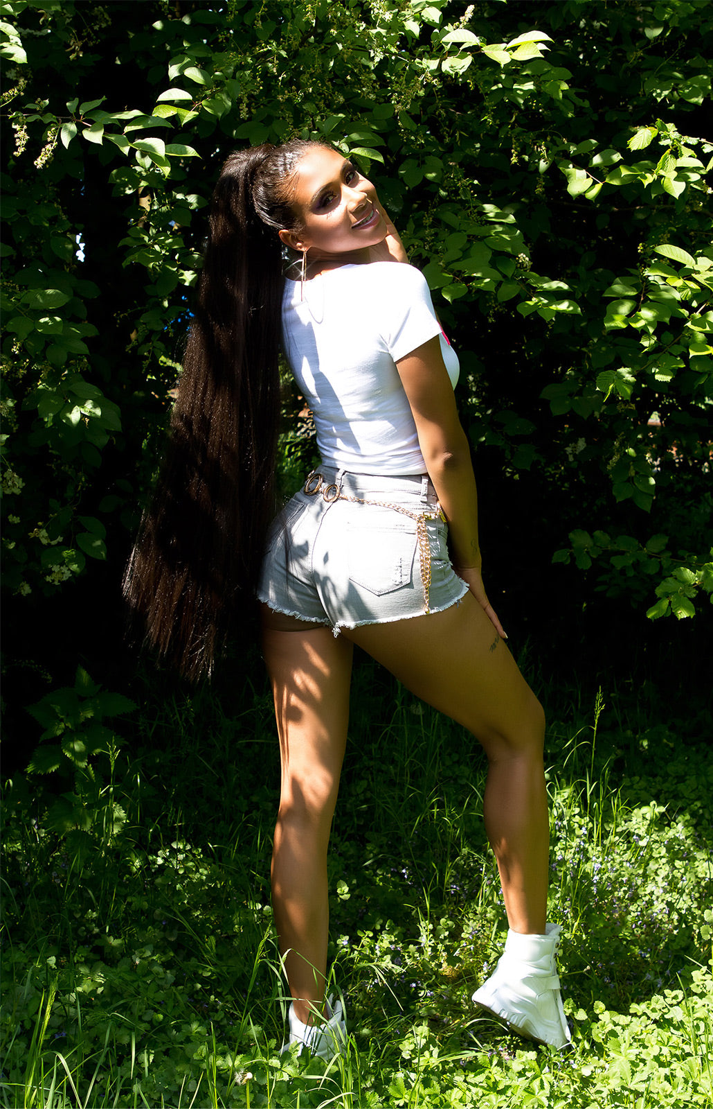 Seksowne jeansowe szorty w stylu "used look