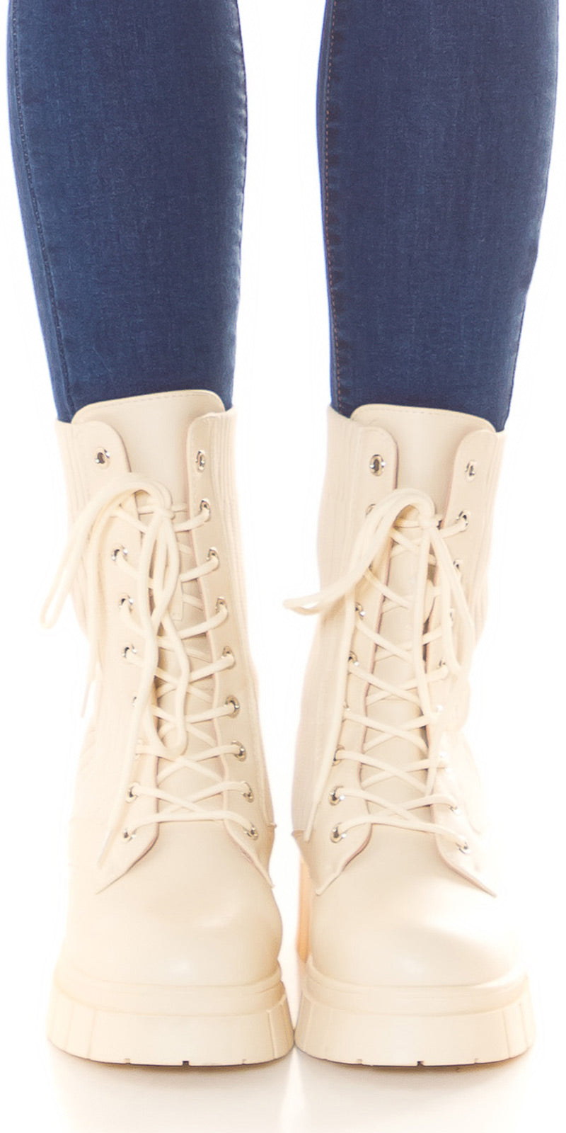 Modne buty za kostkę Musthave Biker Look prążkowane